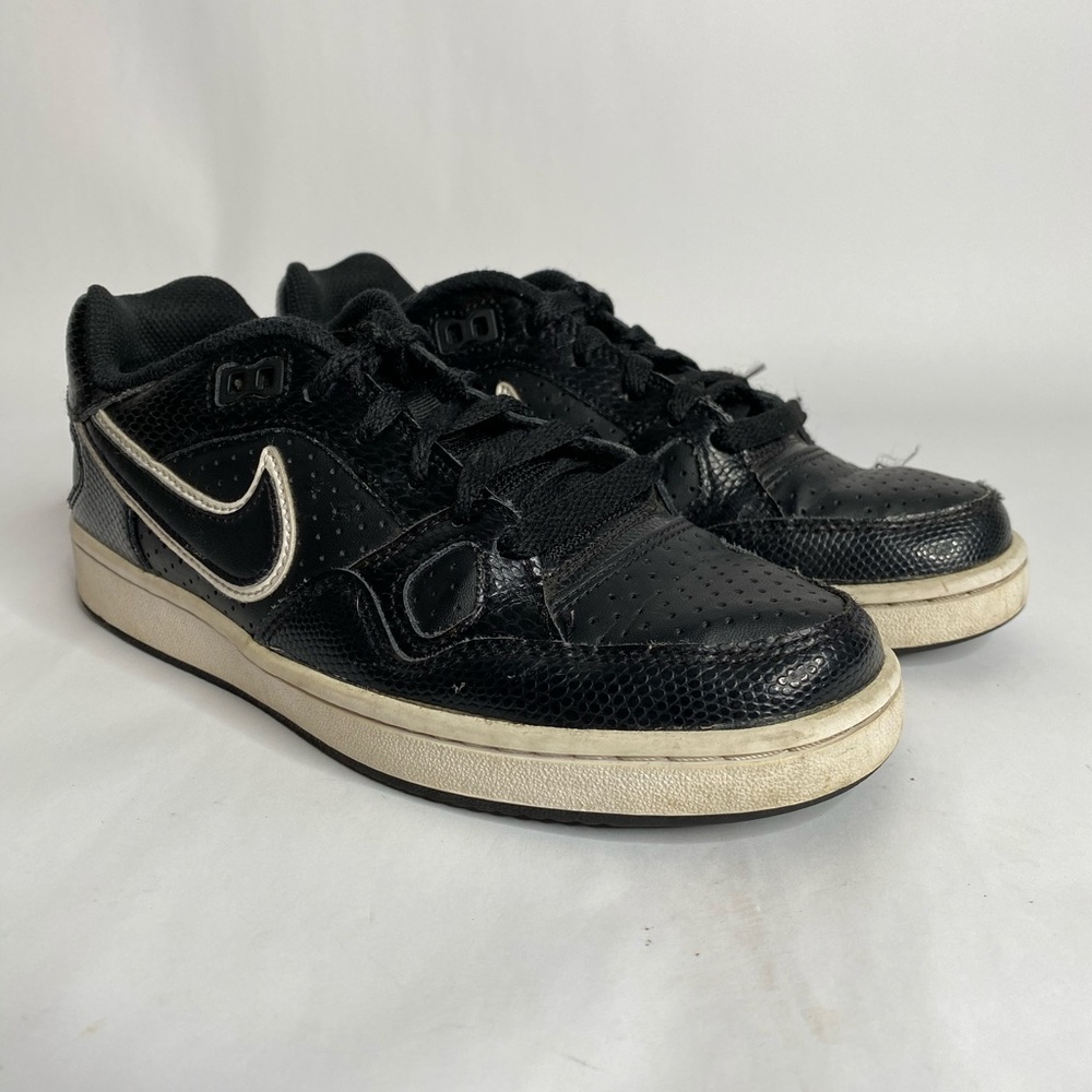 Nike Women's Son Of Force Sneaker 616302-011